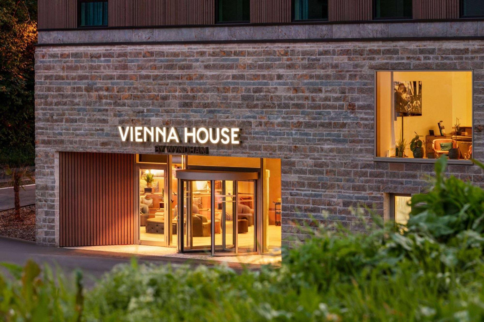 Vienna House By Wyndham Mq Kronberg Kronberg im Taunus Esterno foto